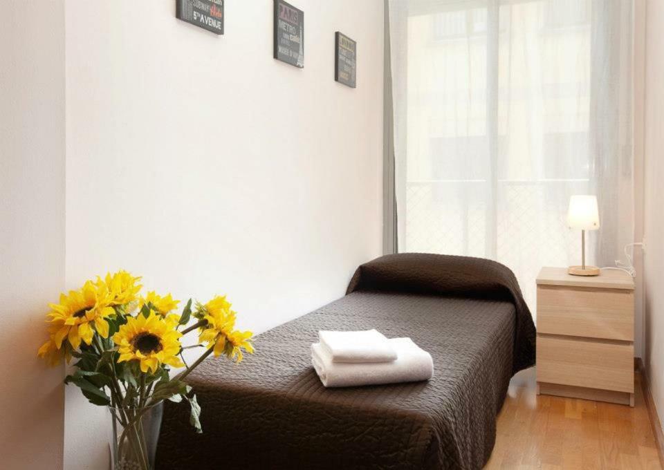 Sagrada Familia Apartment 265 Barcelona Bagian luar foto